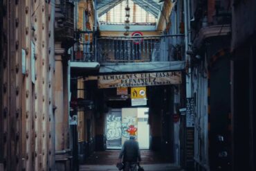 Alfonso Leon - Old Memories | Arte Colombiano