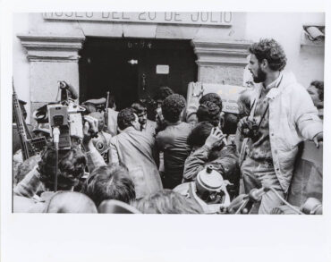 Viki Ospina - Periodista Museo 20 de Julio. De la serie "Palacio de Justicia” | Historia de Colombia